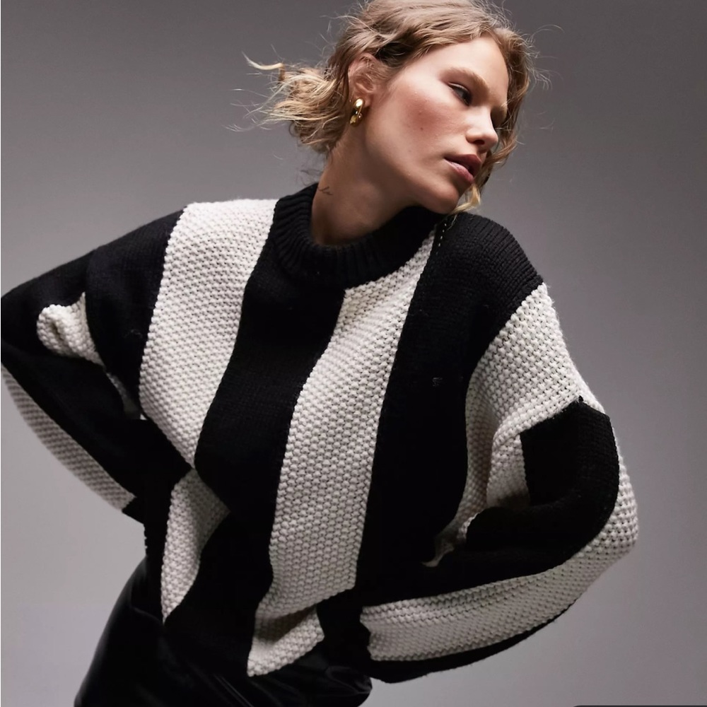 TOPSHOP STRIPED SWEATER